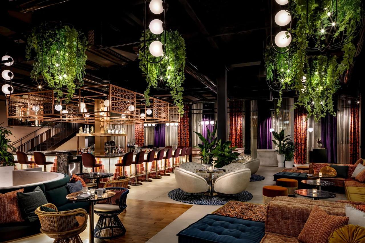 W Toronto Otel Dış mekan fotoğraf